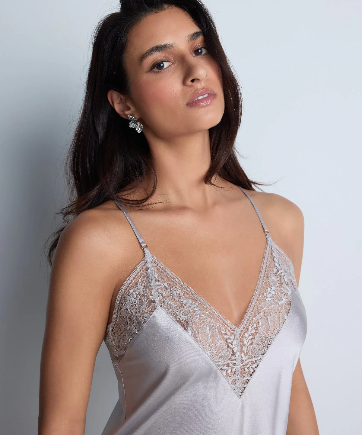 Midnight Whisper Nuisette Cosmos Silver - Image 3